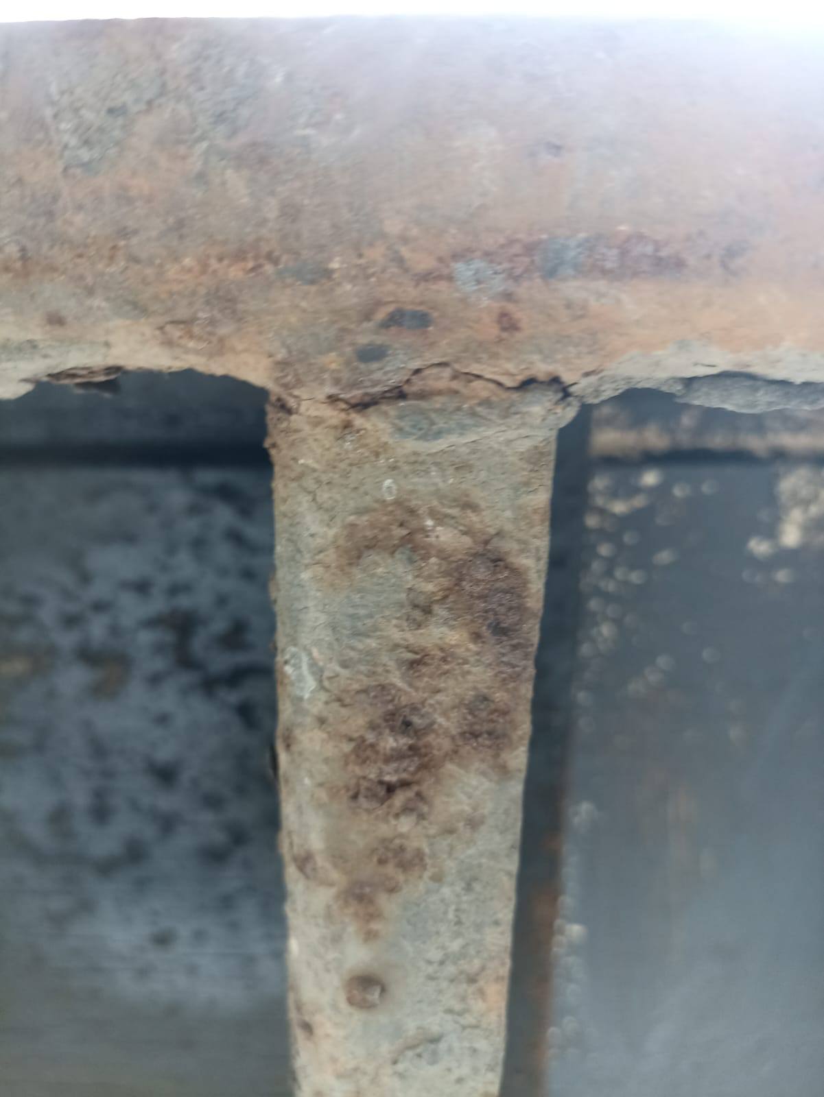 Морской контейнер TGHU0327670